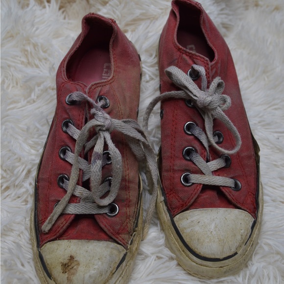 Shoes - Picture 2 of 10